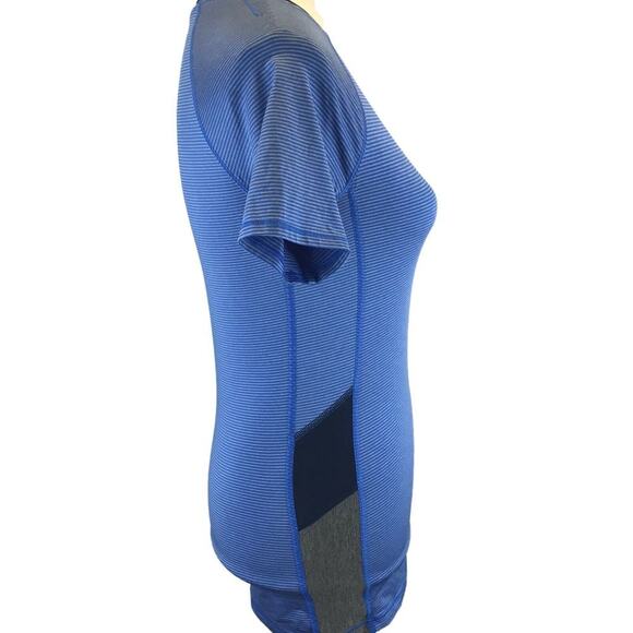 Under Armour Heat Gear T-Shirt Athletic Fitted Striped Colorblock Womens XS - Picture 2 of 7